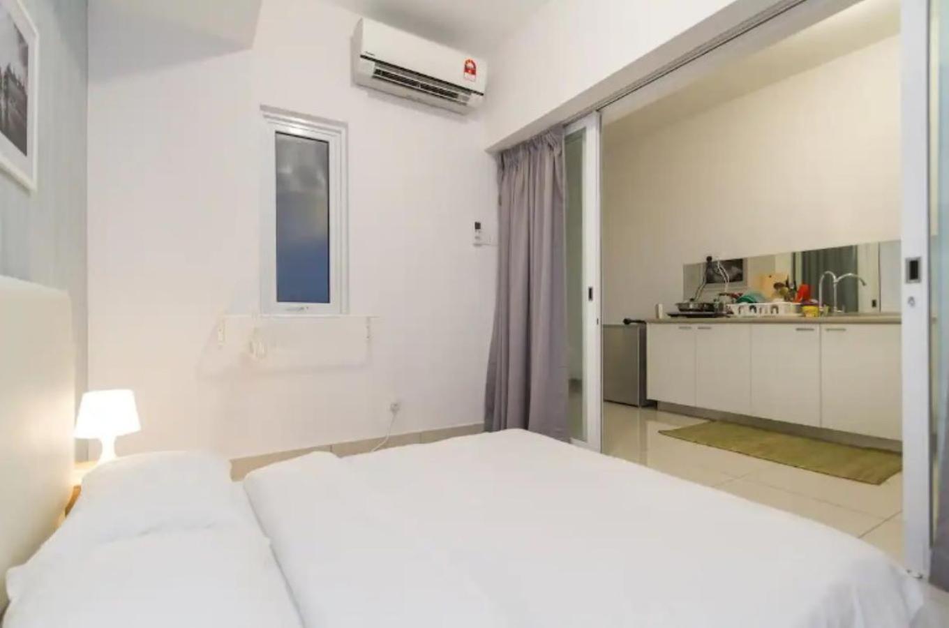 Maritime Suite Holiday Rental II George Town Esterno foto